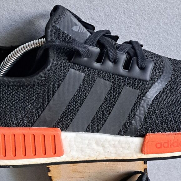 Adidas NMD R1 Men’s 11 Core Black Raw Amber Running Sneakers AQ0882 Shoes - Picture 10 of 12